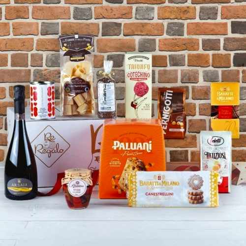 Merry Moments Food Basket