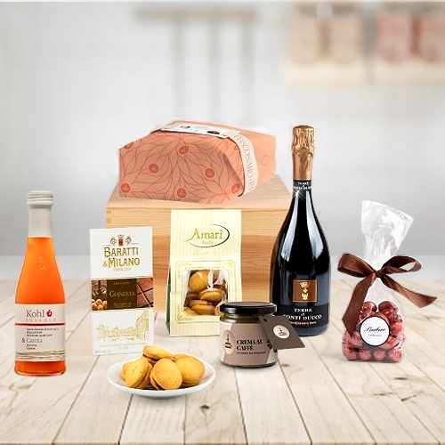 Elegant Colomba & Franciacorta Easter Gift Box