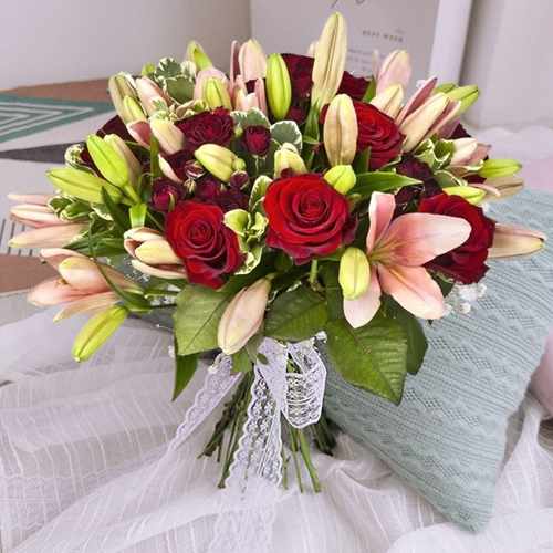 Pink Lily & Red Rose Bouquet For Italy Romantic Celebrations And Gifting