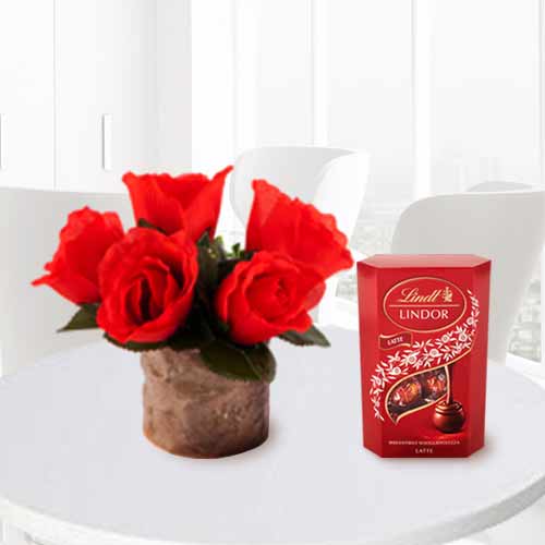 Red Roses With Lindt-Flowers And Chocolate Delivery
