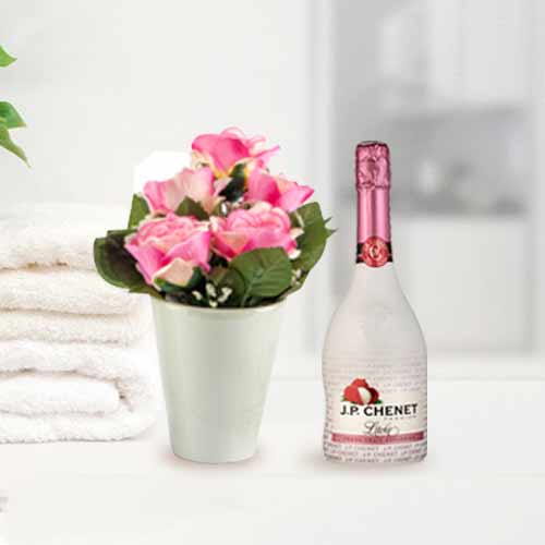 Decorated Pink Roses With Chenet