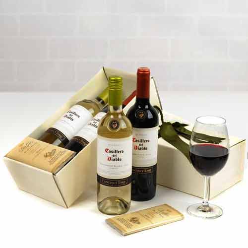 Casillero Del Diablo Duo With Dark Chocolates