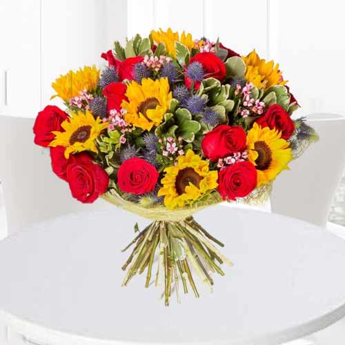 Red Roses N Sunflowers Bouquet-Flower For Best Friend