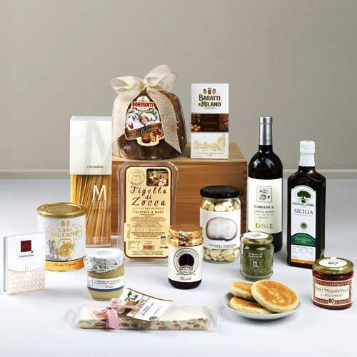 - Holiday Gourmet Hamper With Panettone Delivered In Rome