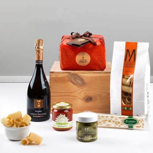 - Deliver Holiday Gourmet Basket With Sparkling Wine To Rome